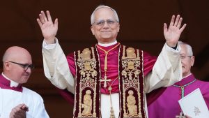 16358659_050825-cc-ap-pope-leo-balcony-smiling-img-1